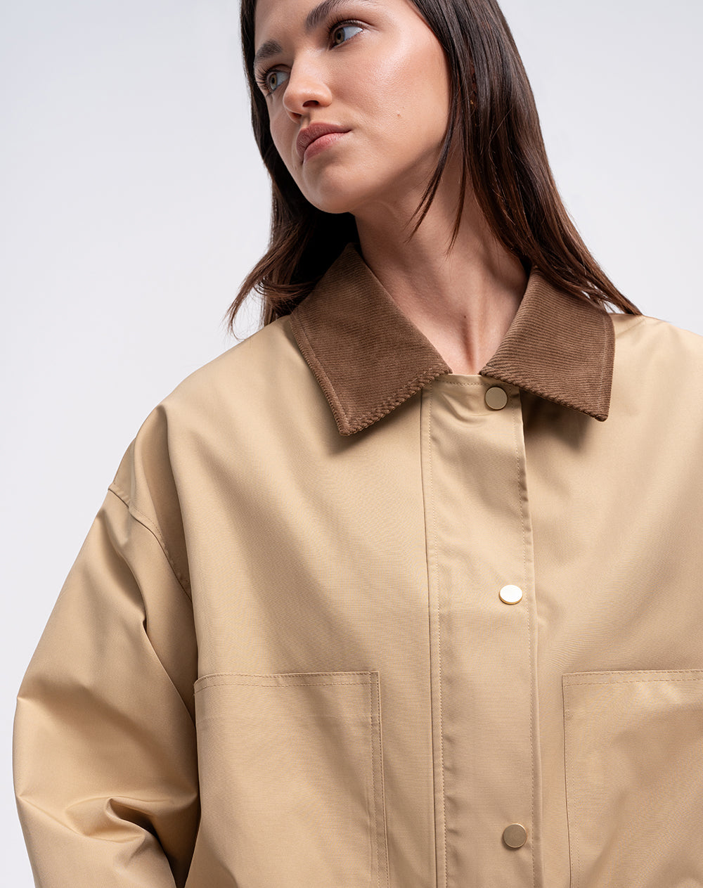 Chaqueta fit sin capucha en drill café