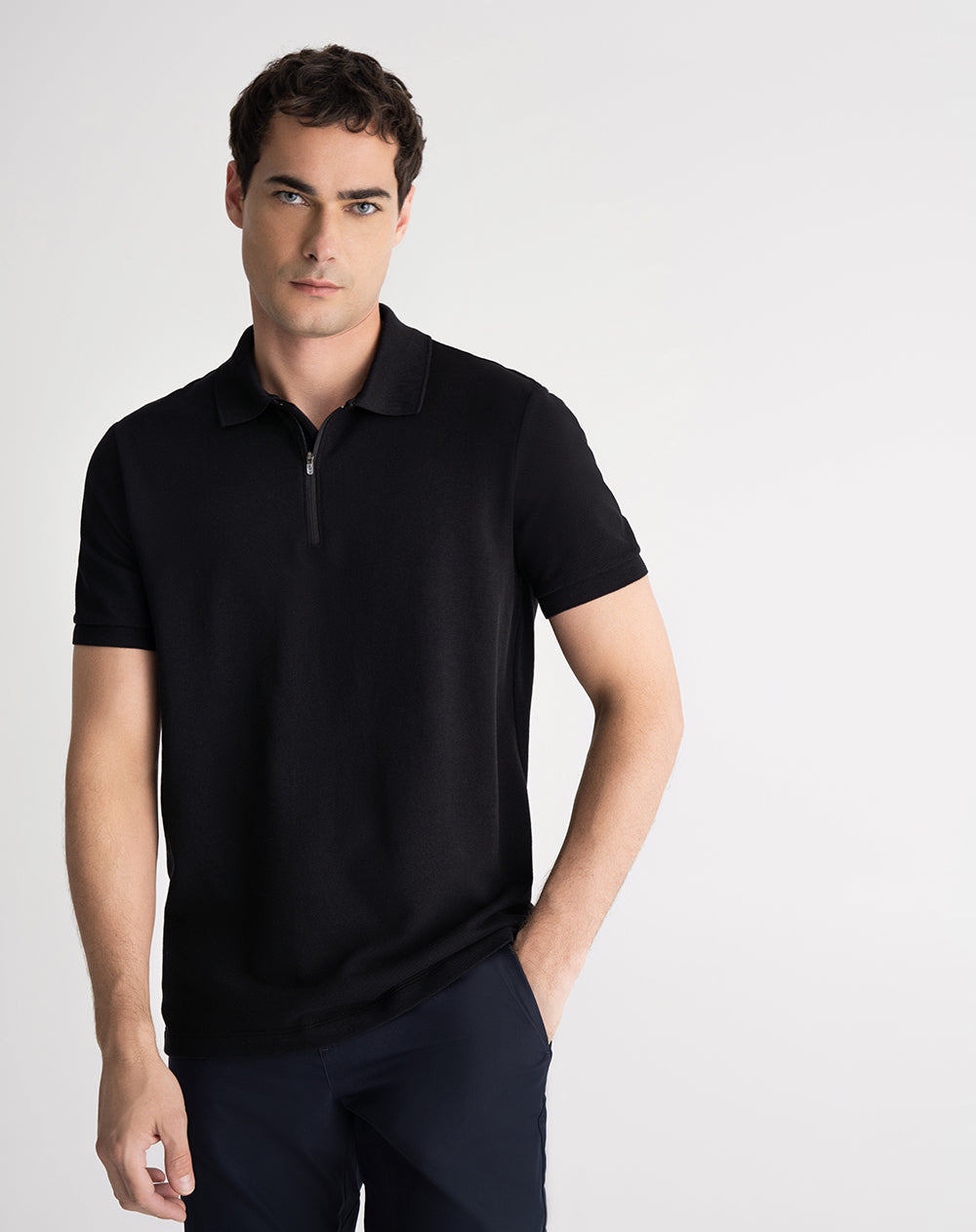 Polo regular fit negra