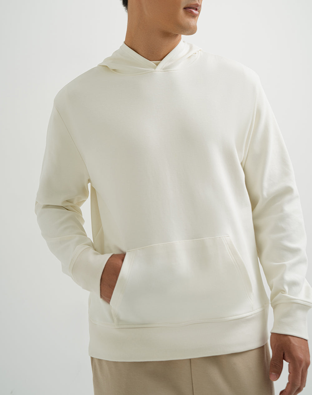 Buzo en algodón sostenible con capucha crema para hombre