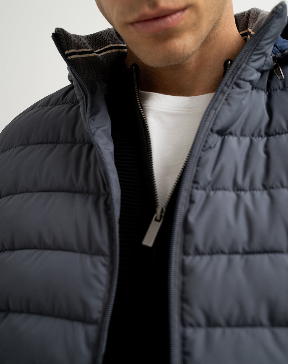 Chaleco acolchado con capucha gris hombre