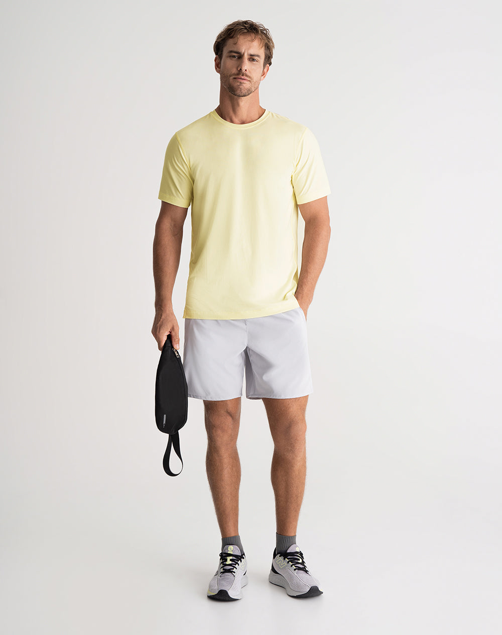 Camiseta deportiva hombre amarillo