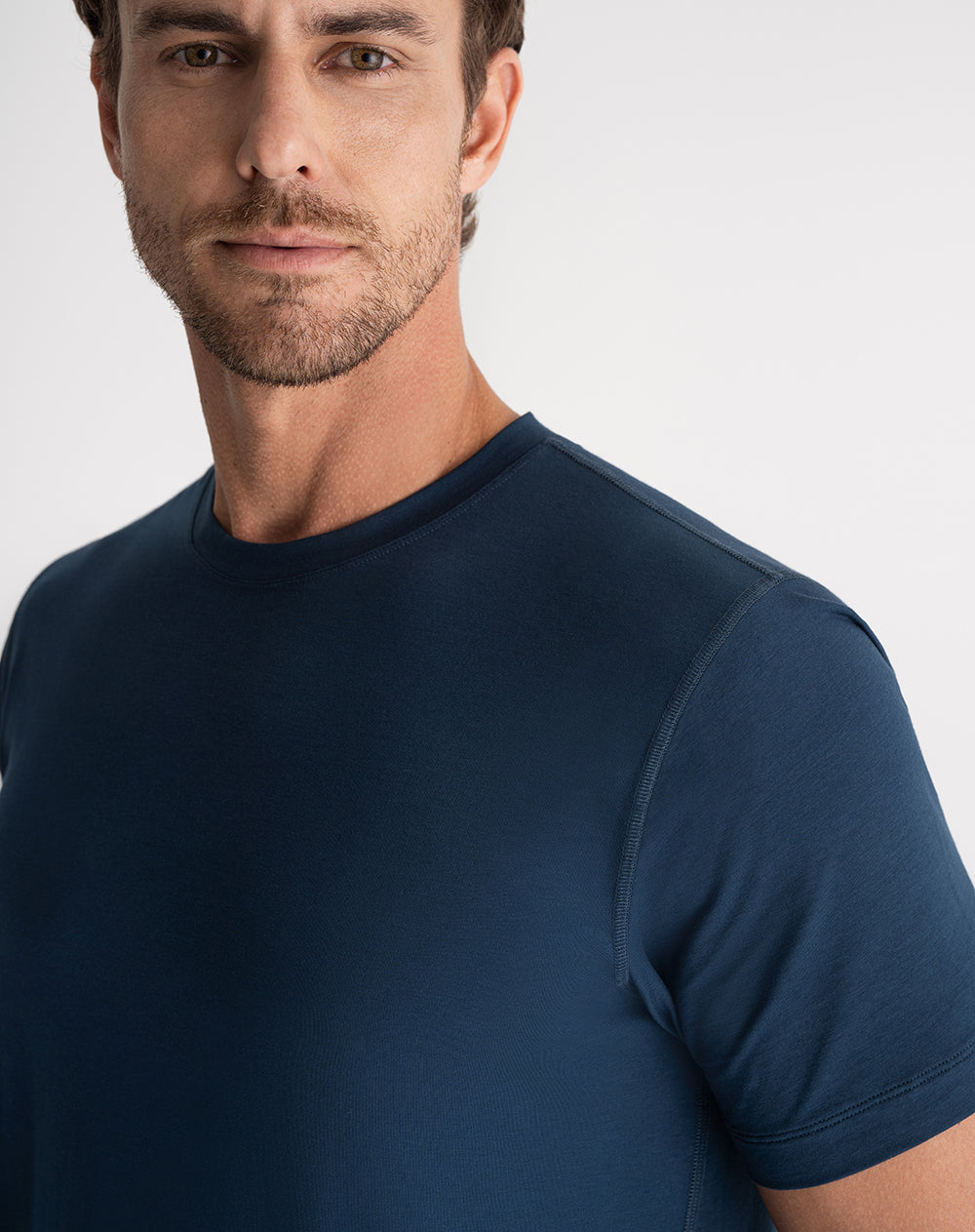Camiseta deportiva hombre azul