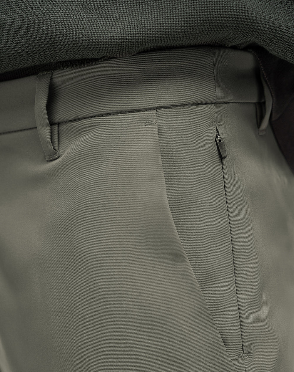 Pantalón chino regular verde hombre
