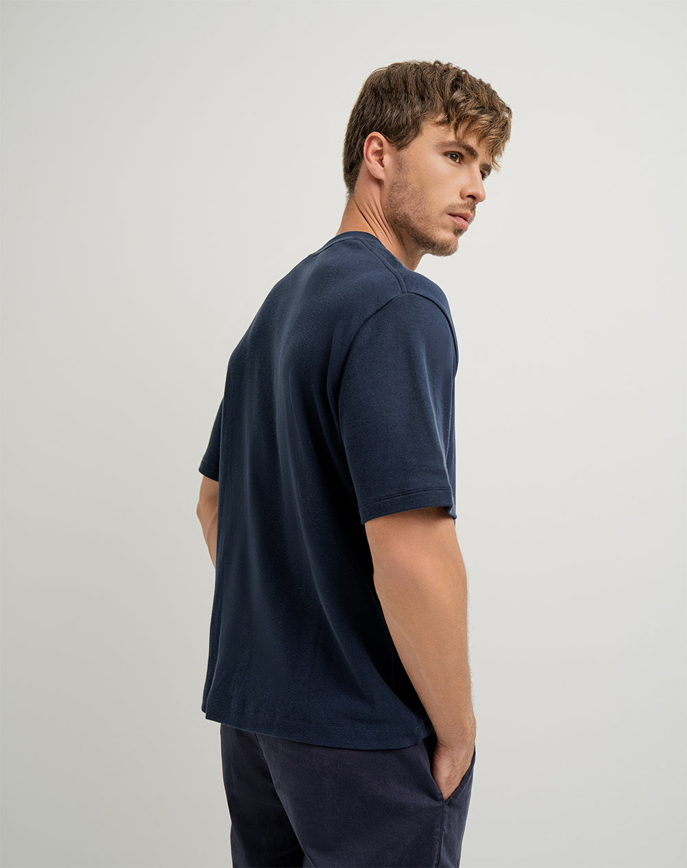 Camiseta regular fit en tela pesada manga corta azul