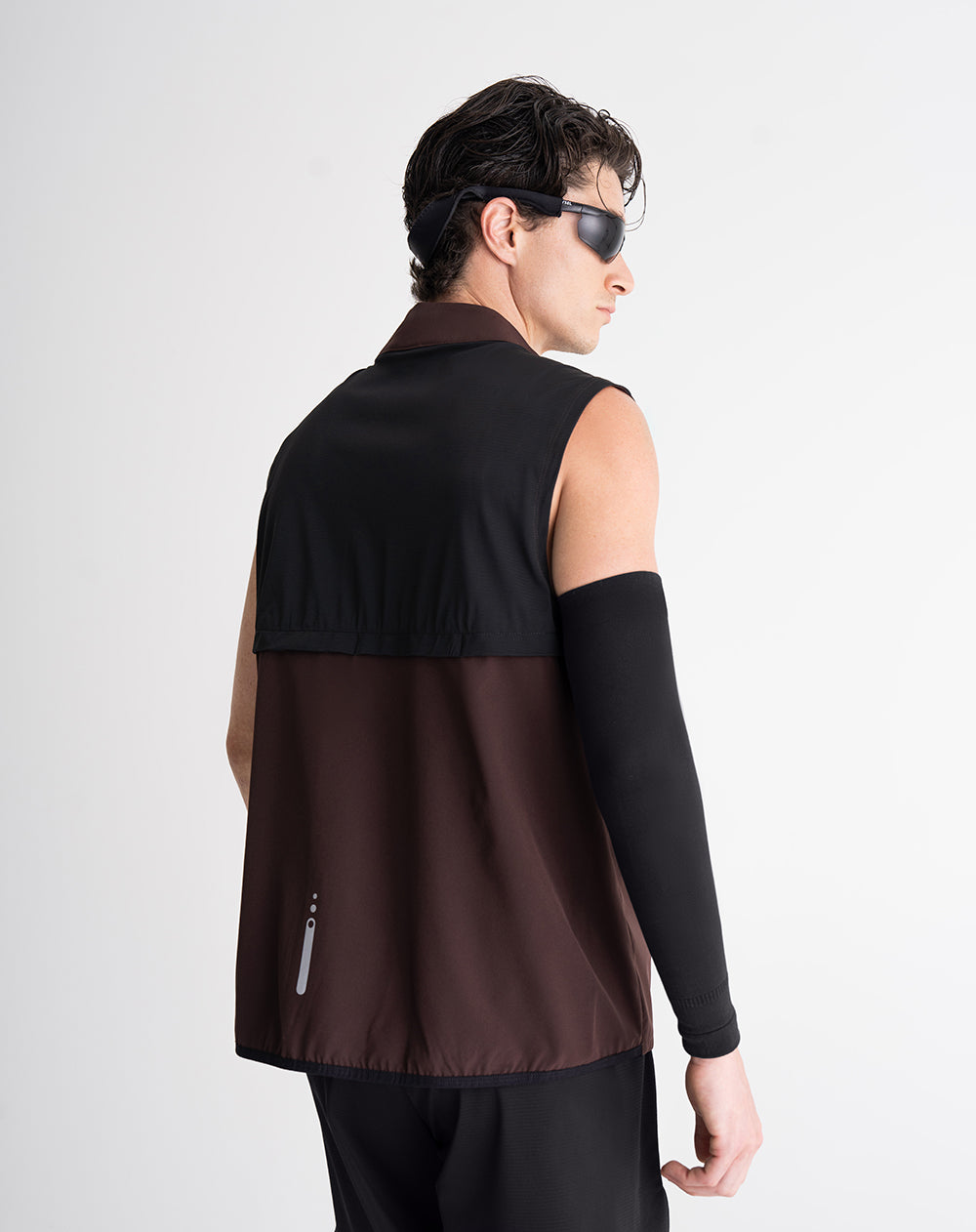 Chaleco regular fit sin capucha negro bloques