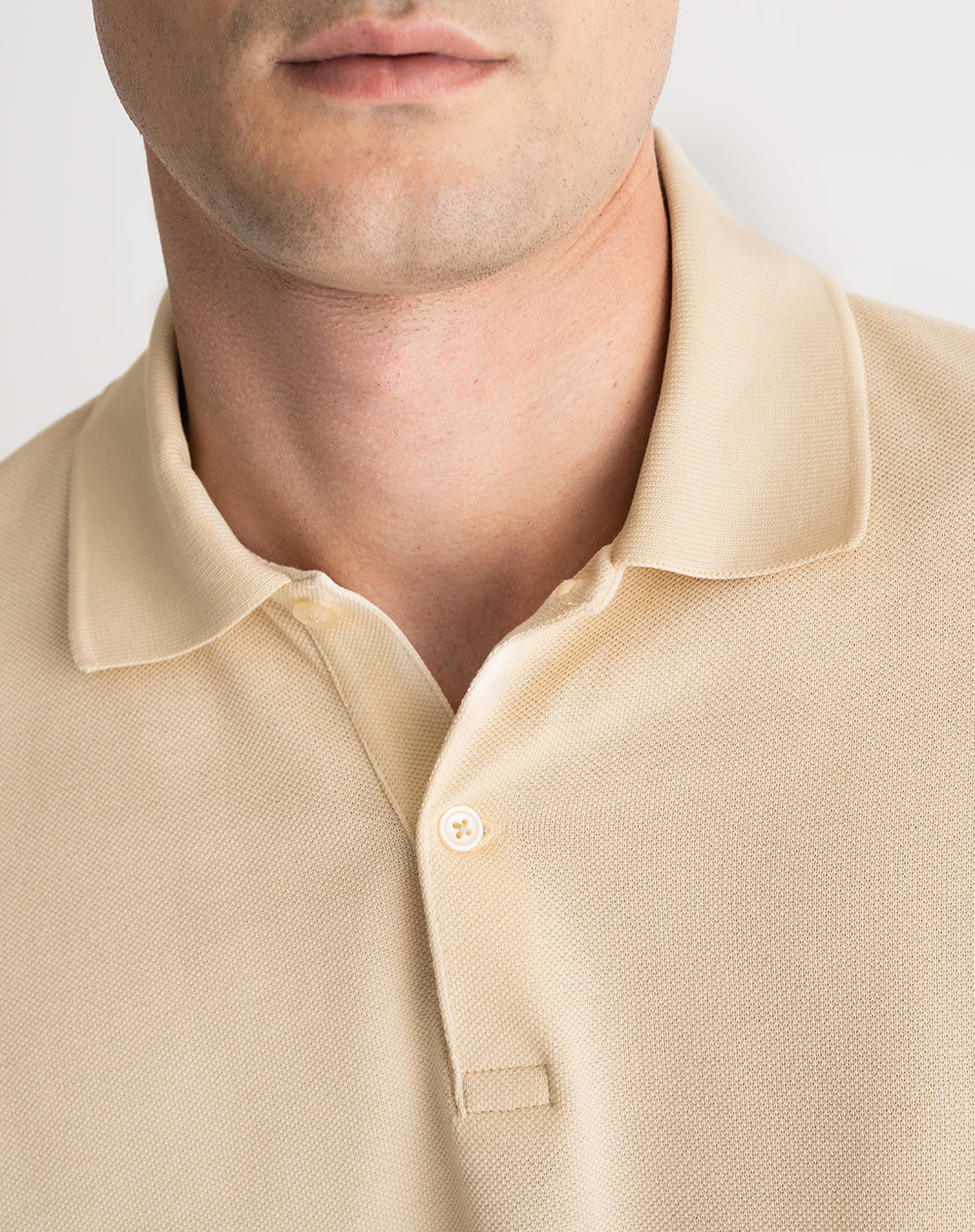 Polo regular algodón crema hombre