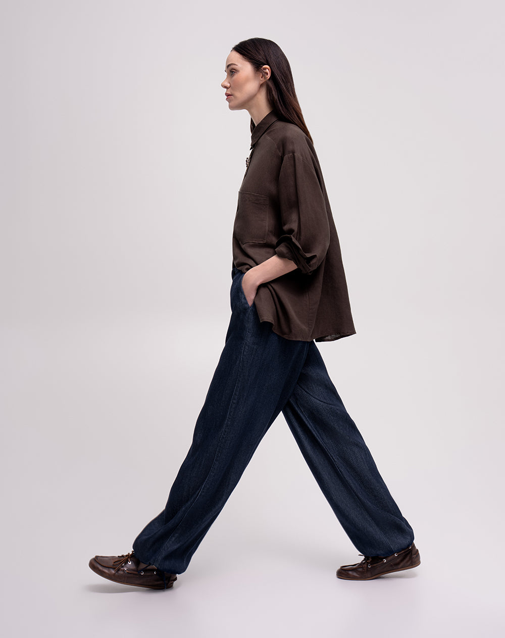 Pantalón oversized fit tiro medio azul indigo