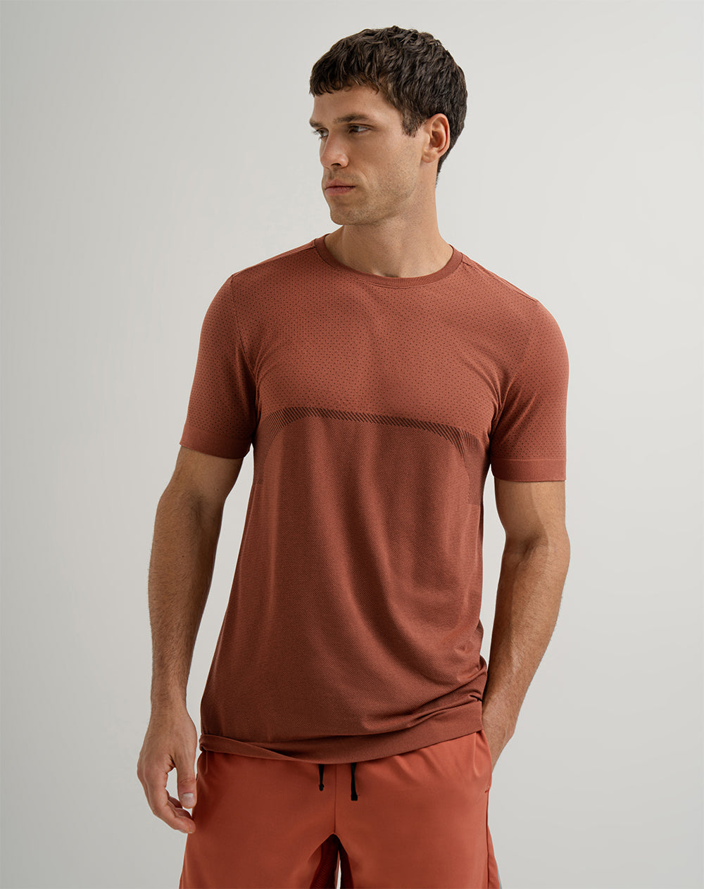 Camiseta deportiva  hombre antibacterial terracota