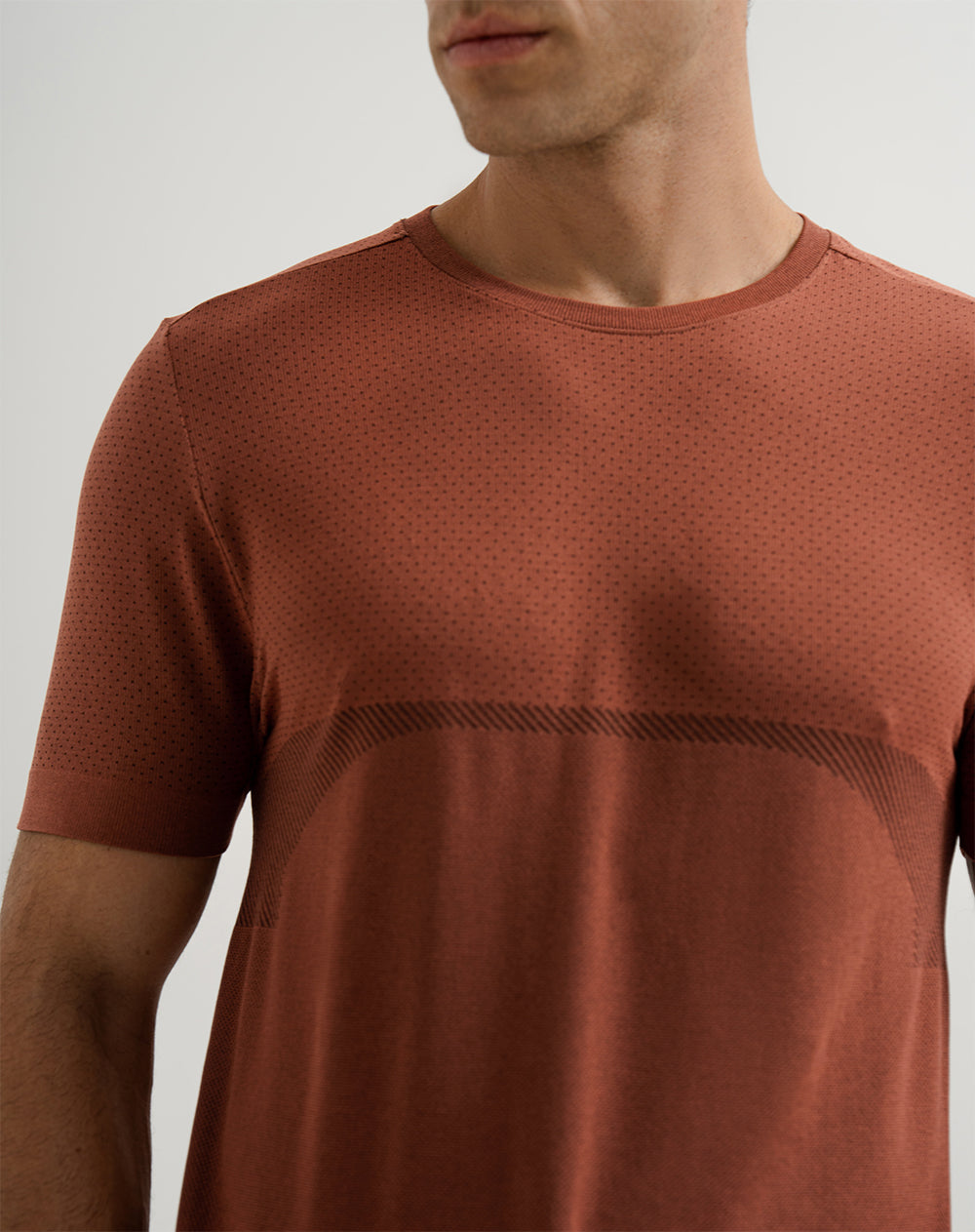 Camiseta deportiva  hombre antibacterial terracota