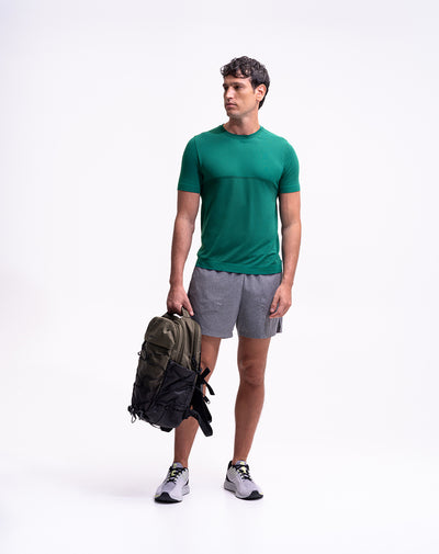 Camiseta deportiva antibacterial verde hombre