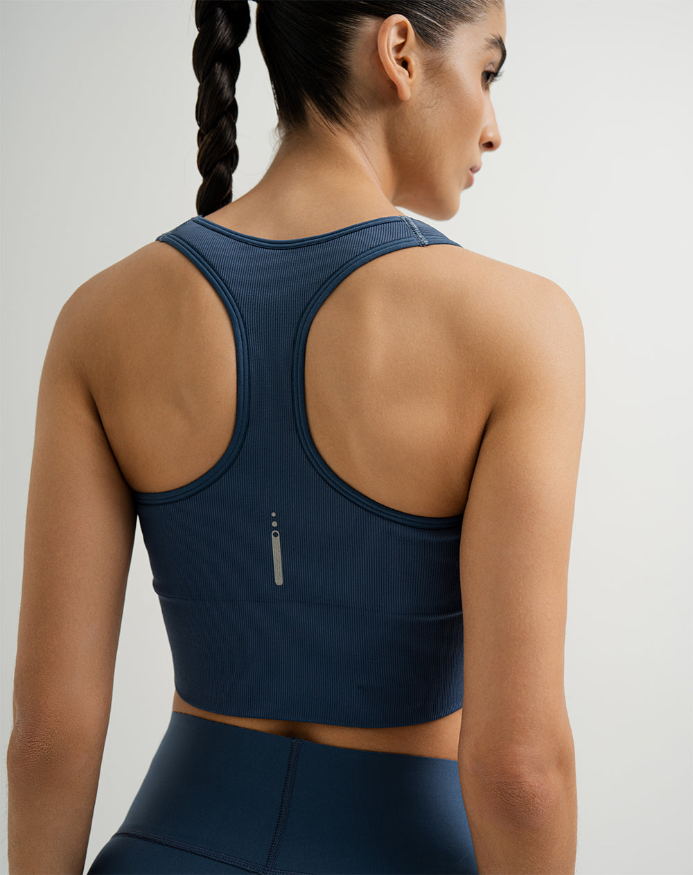 Top deportivo soporte alto seamless sin costura azul