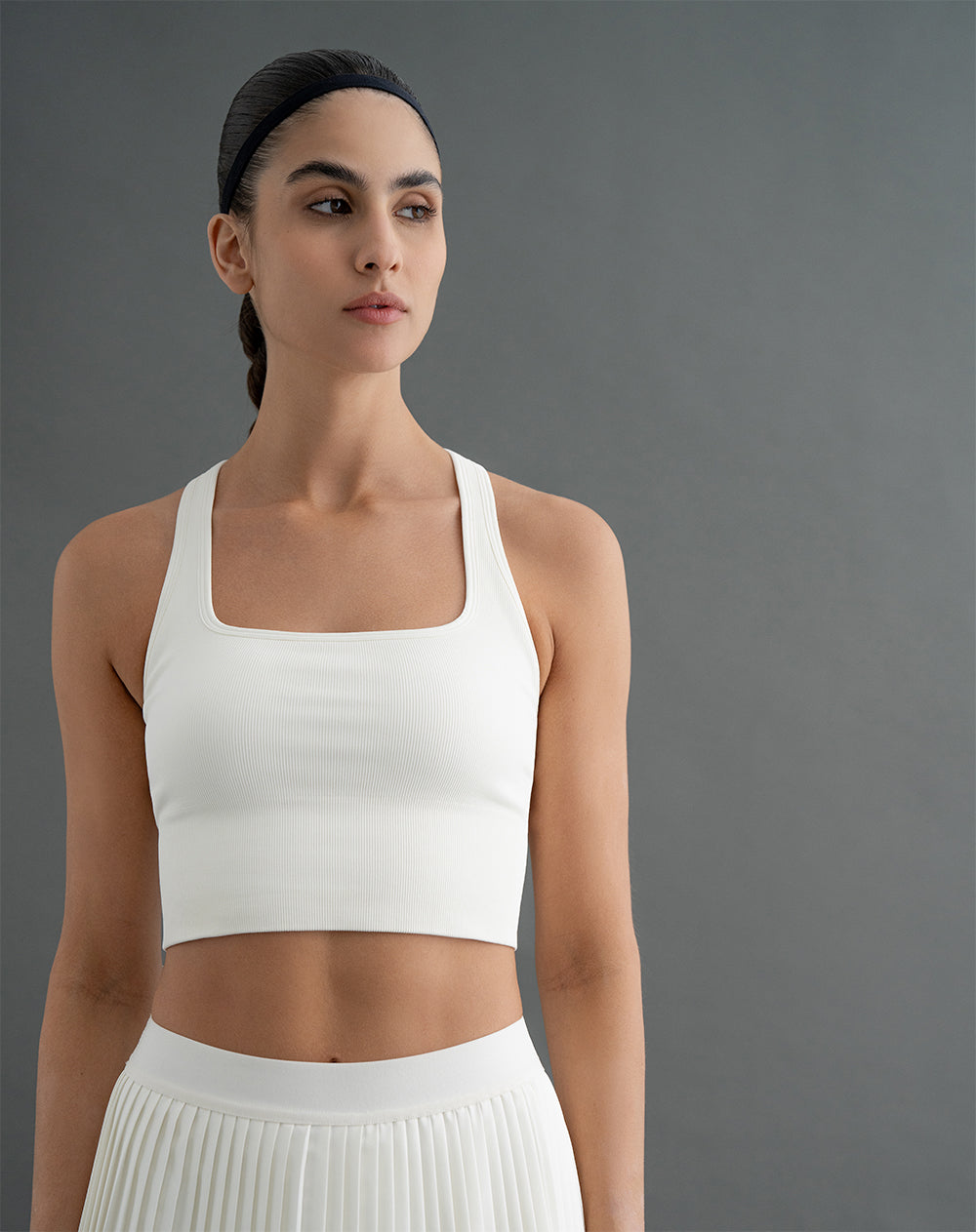 Crop top deportivo soporte alto seamless antibacterial habano