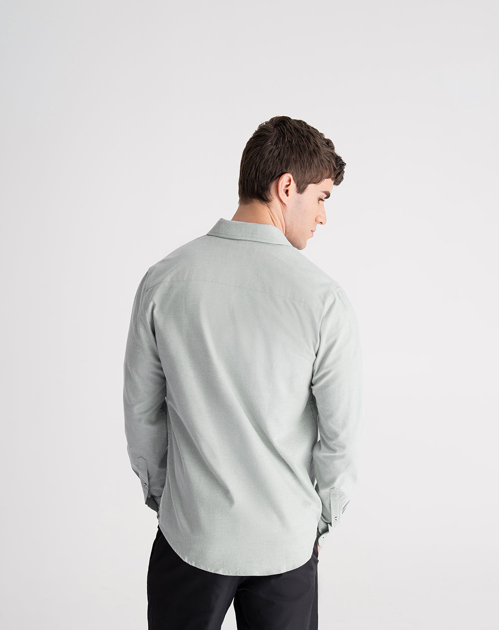 Camisa regular fit manga larga gris claro