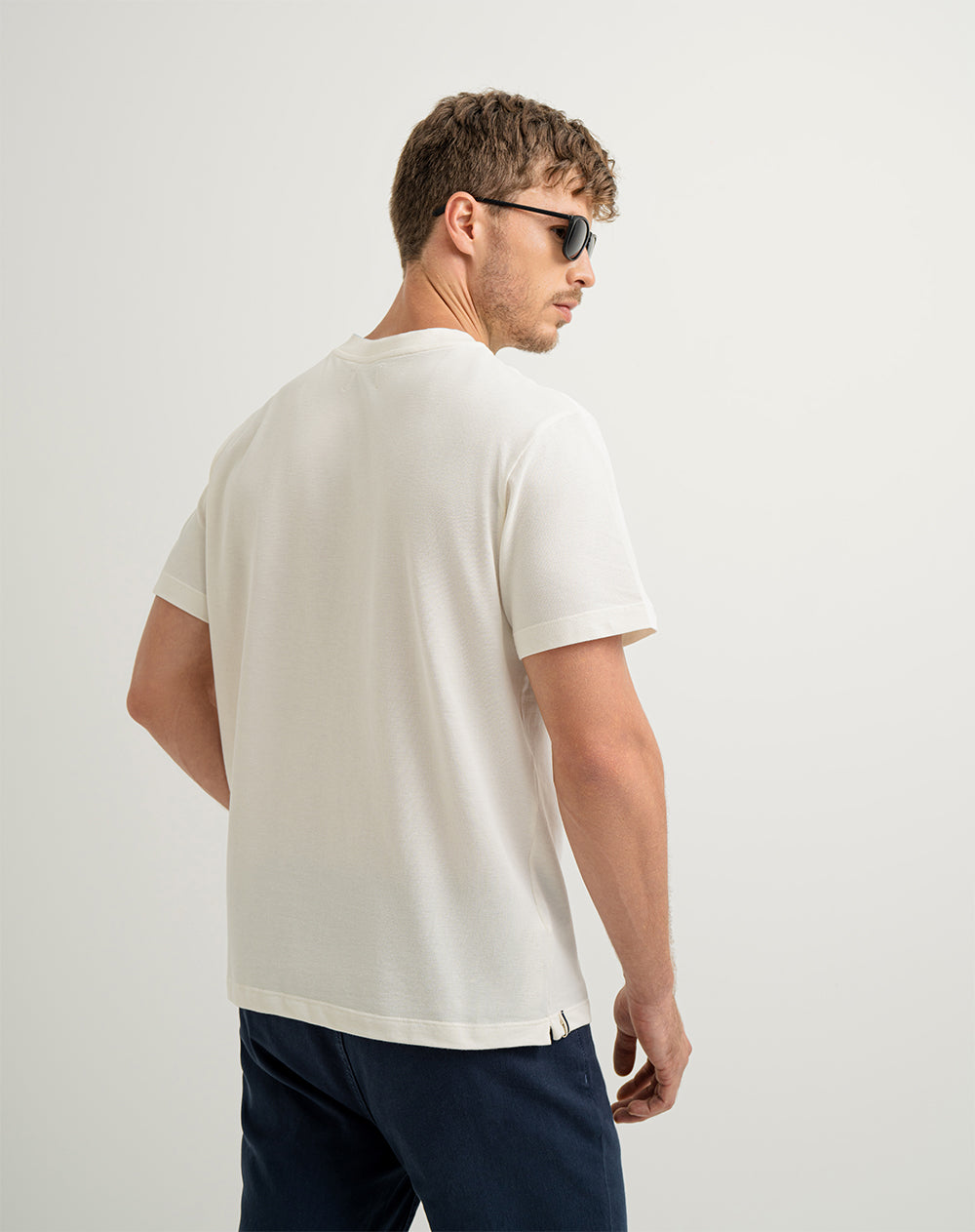 Camiseta regular fit manga corta habana
