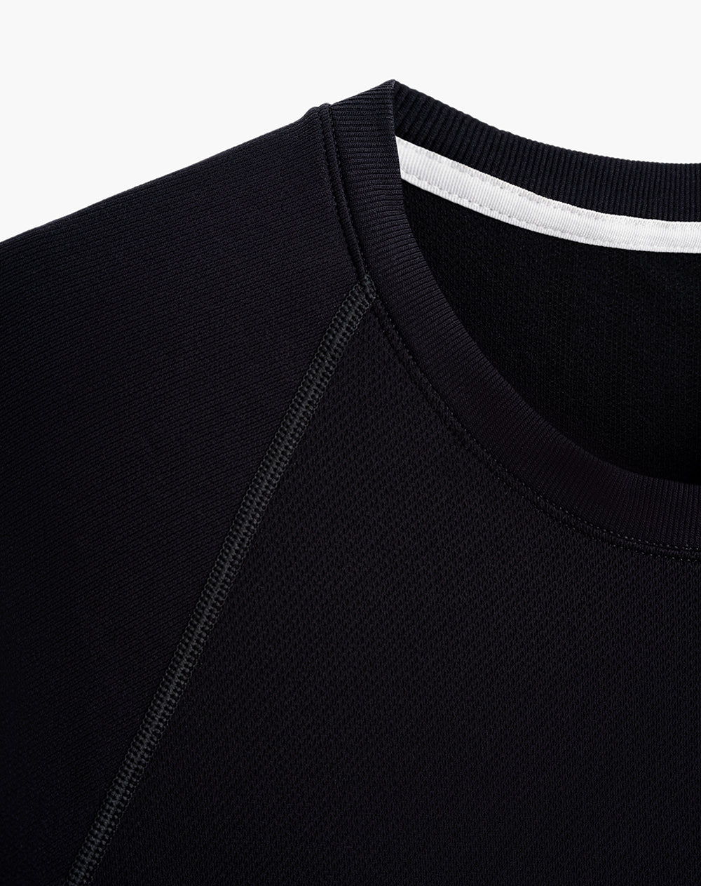 Camiseta deportiva hombre control humedad negra