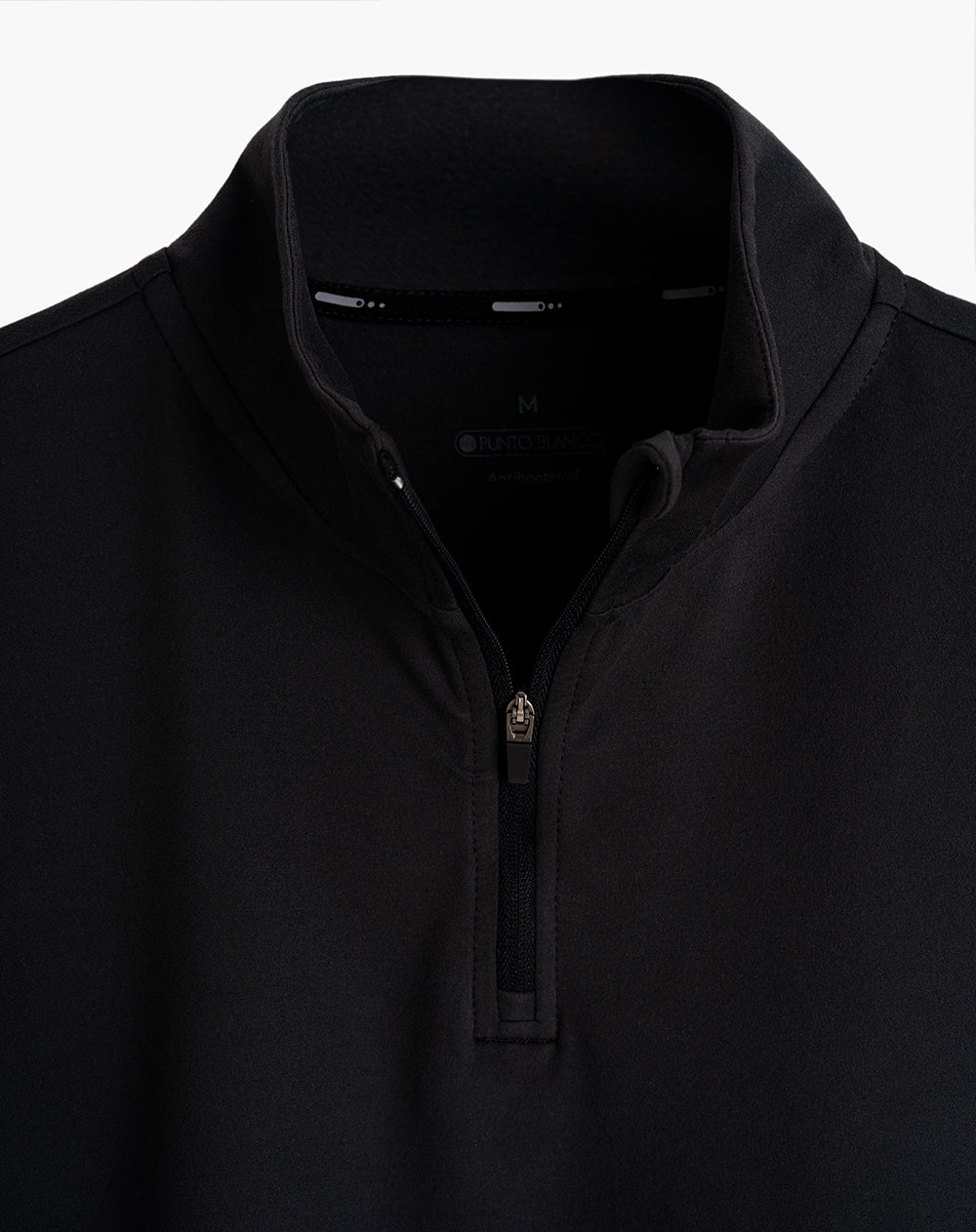 Camiseta regular fit manga larga negra