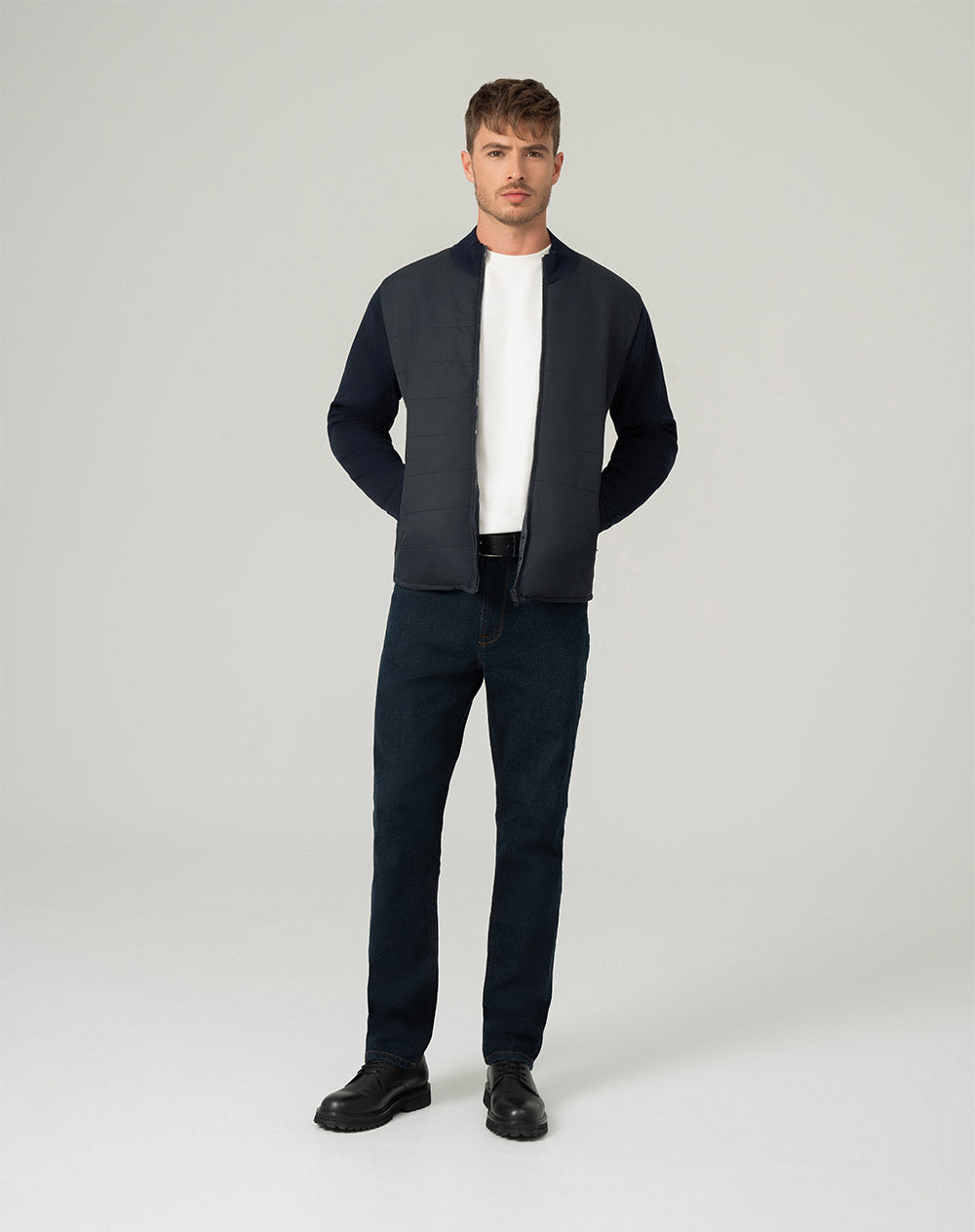 Chaqueta regular fit sin capucha azul