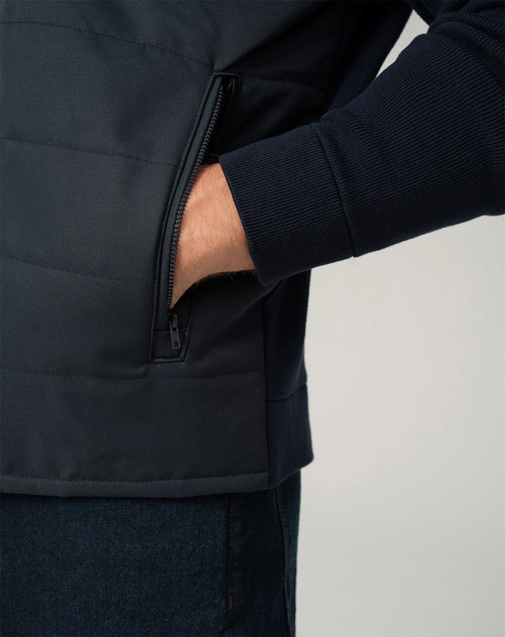 Chaqueta regular fit sin capucha azul