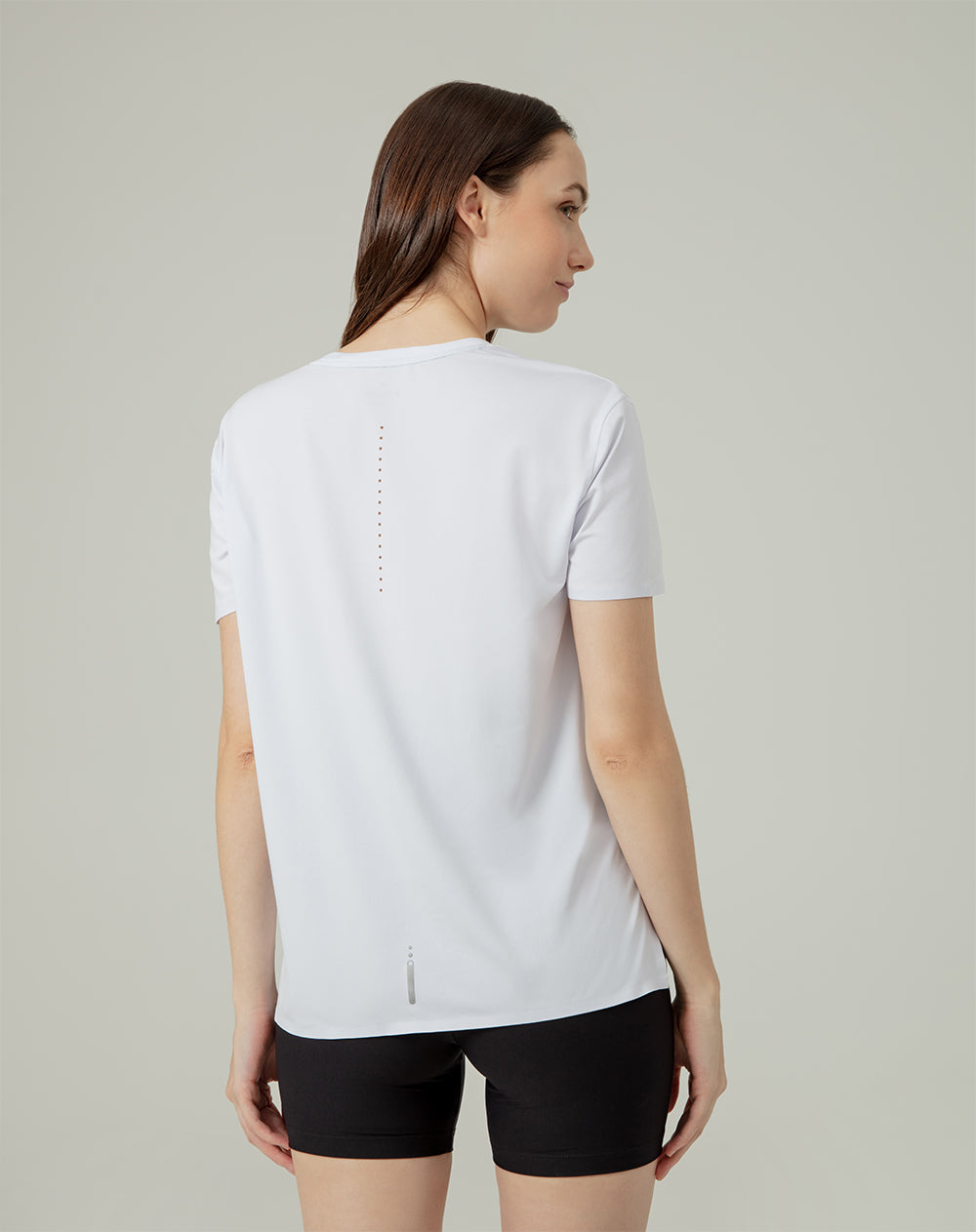 Camiseta deportiva mujer control humedad blanca