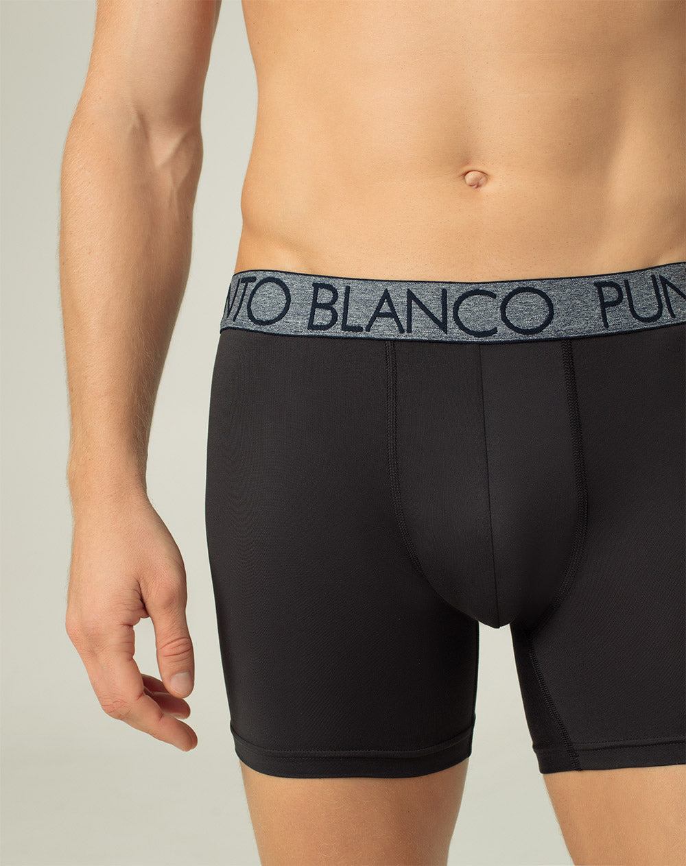 Bóxer deportivo medio microfibra copa amplia negro