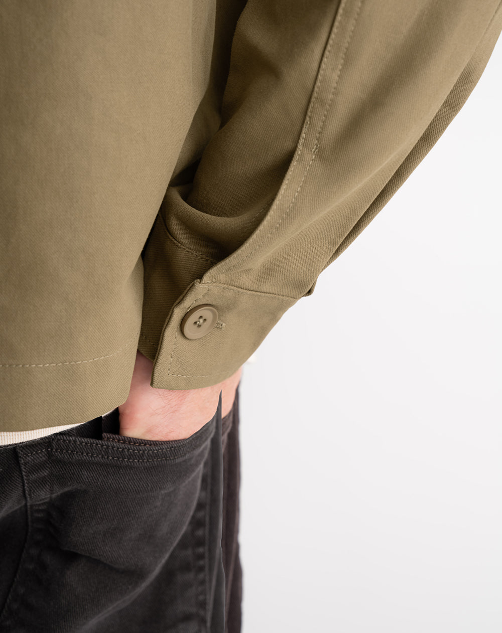 Chaqueta regular fit sin capucha en drill café