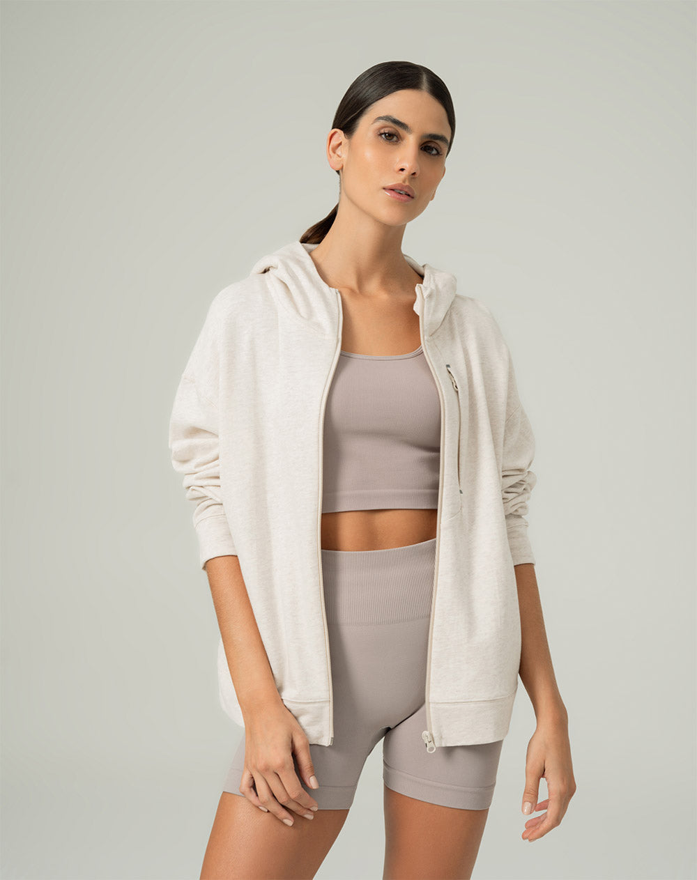 Chaqueta algodón sostenible con capucha habano para mujer