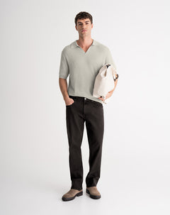 Jean tapered café hombre