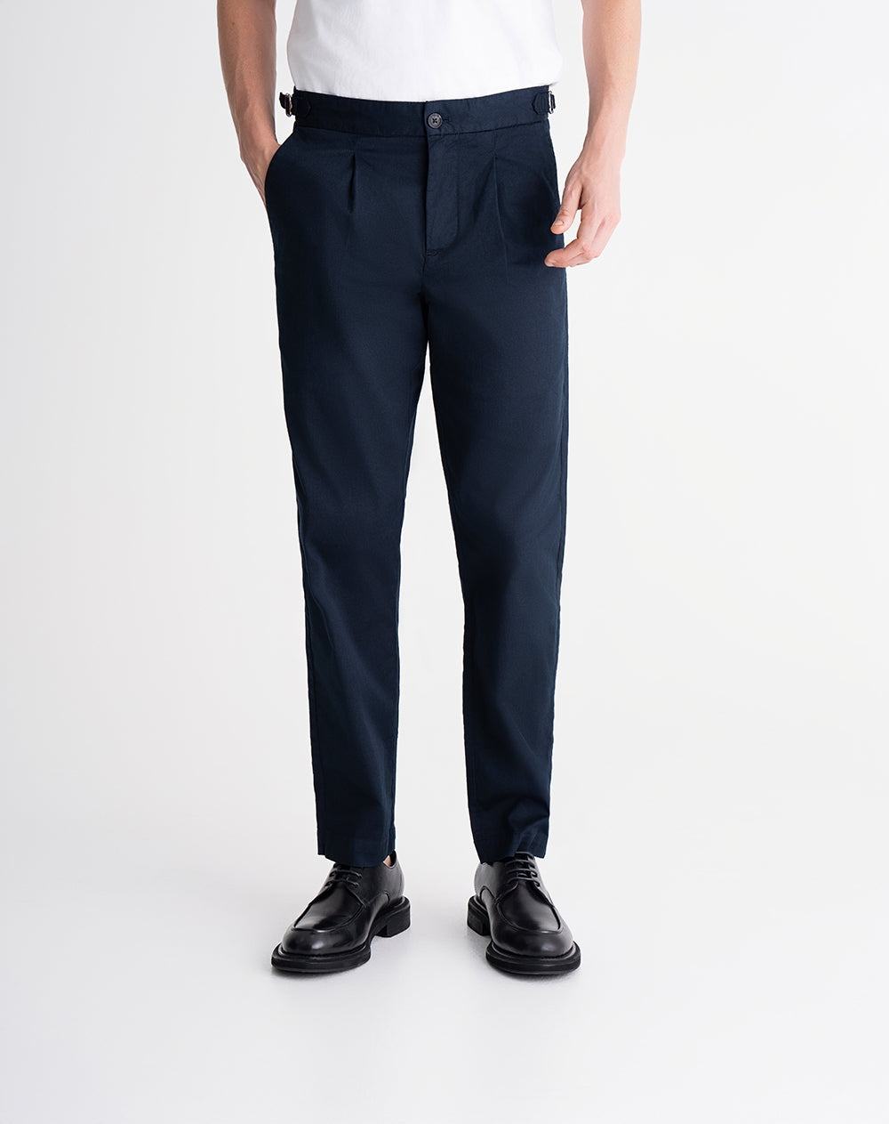 Pantalón regular fit tiro medio azul