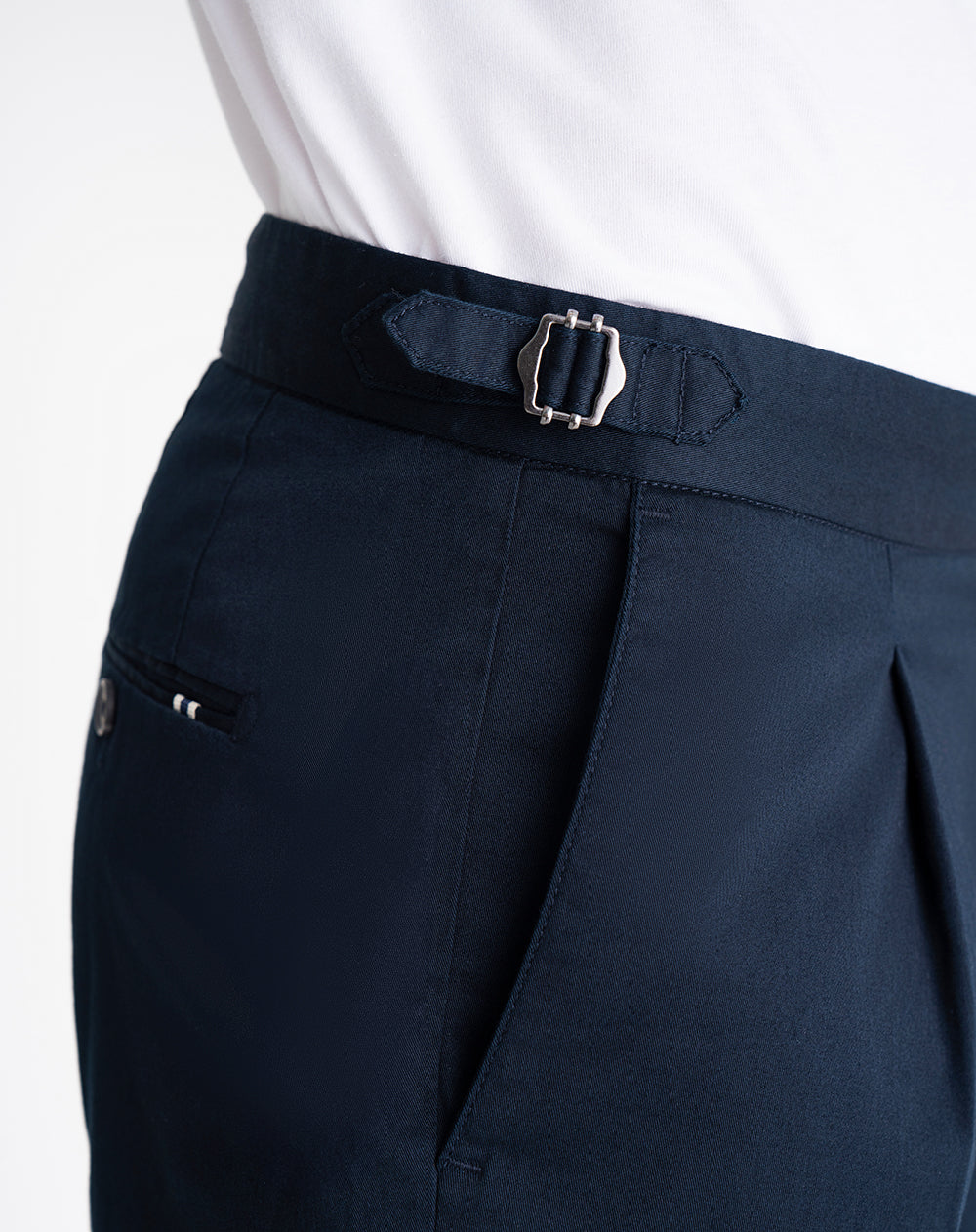 Pantalón regular fit tiro medio azul