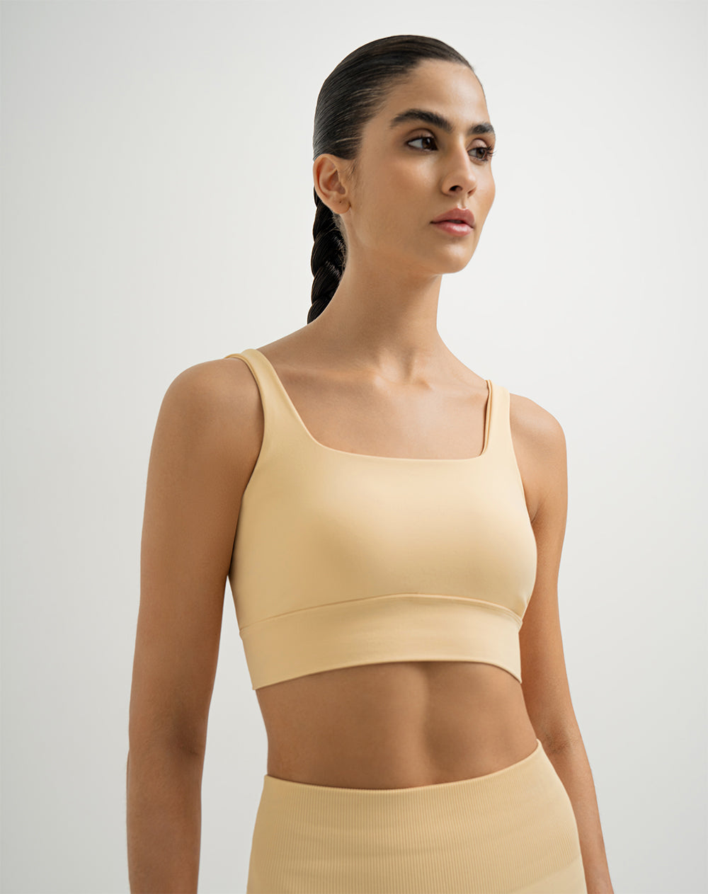 Top deportivo soporte medio seamless pocas costuras amarillo