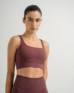 Top deportivo soporte medio seamless antibacterial vinotinto
