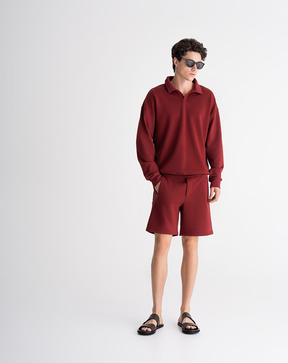 Camiseta regular fit manga larga vinotinto