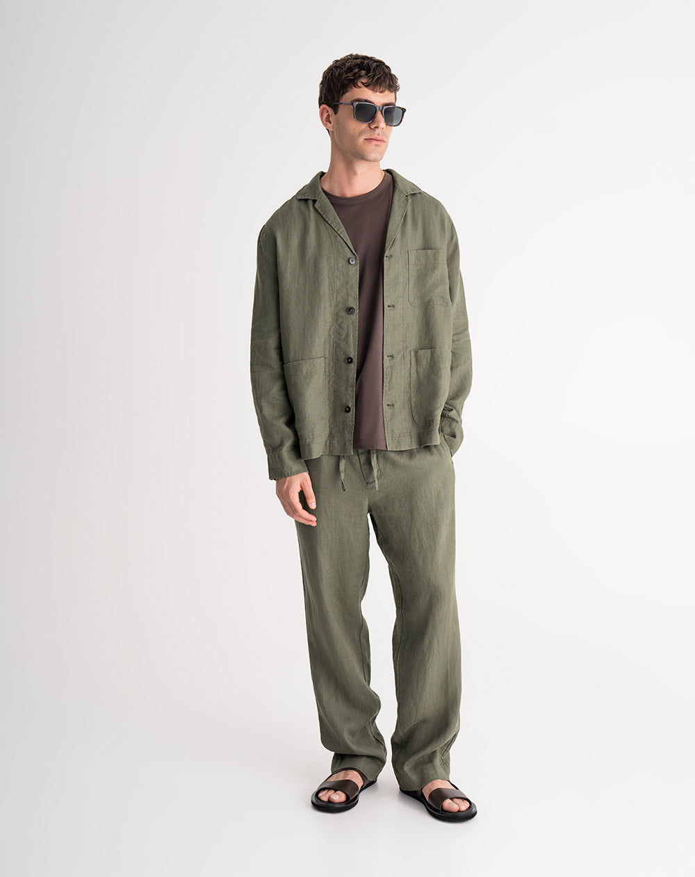 Camisa manga larga regular lino verde hombre