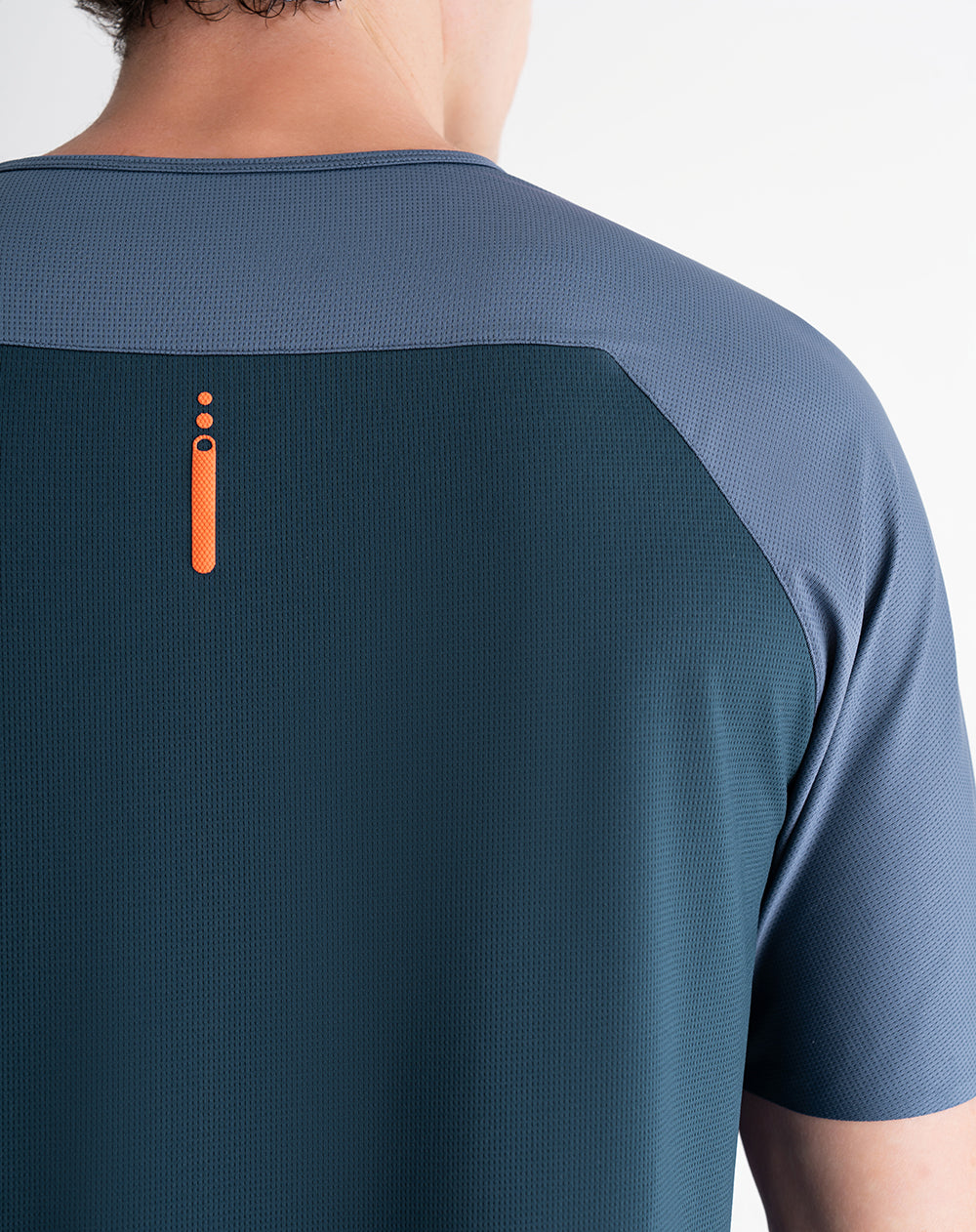 Camiseta deportiva control humedad azul hombre