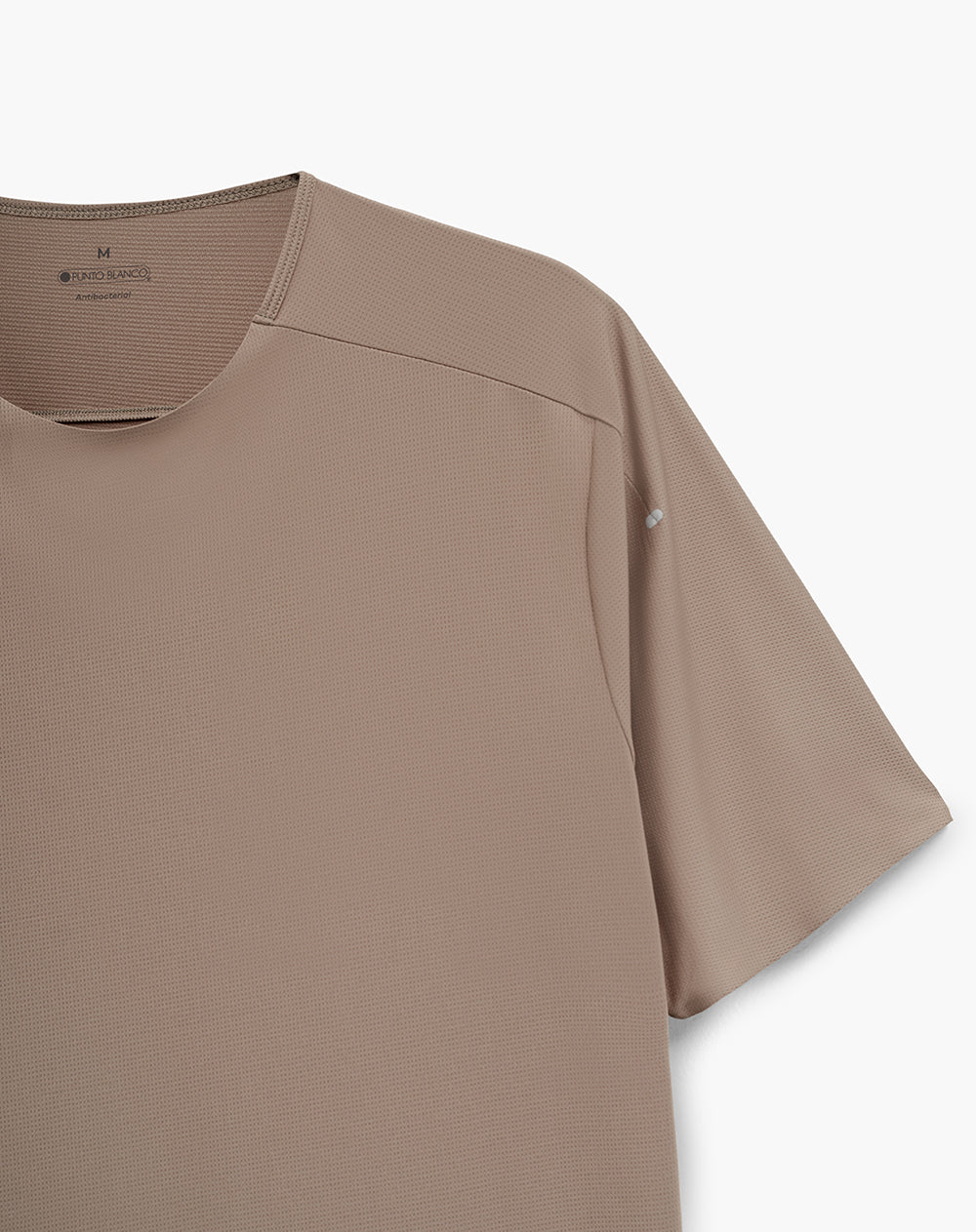 Camiseta deportiva control humedad café hombre