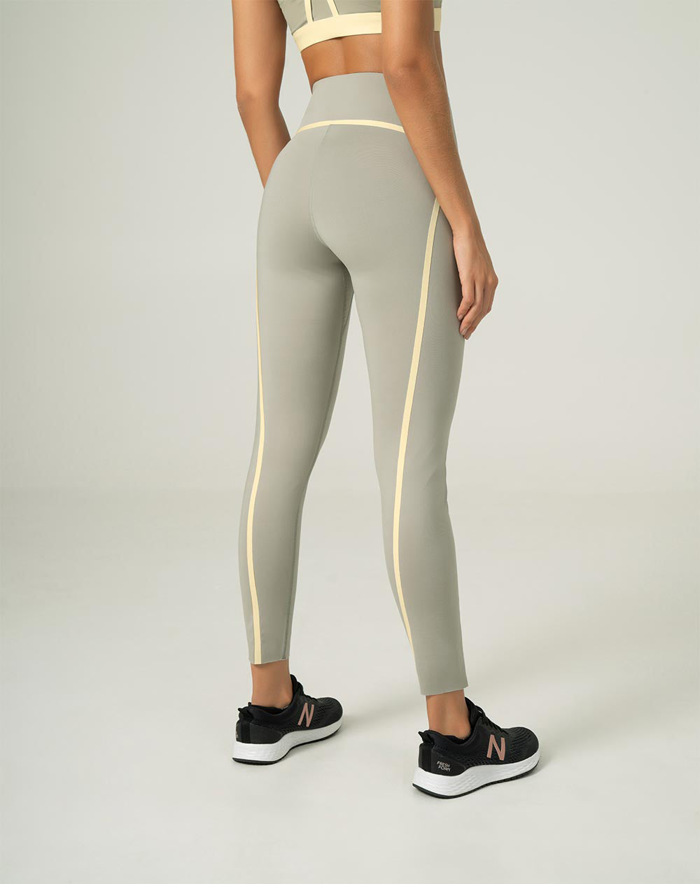 Legging con control de abdomen verde