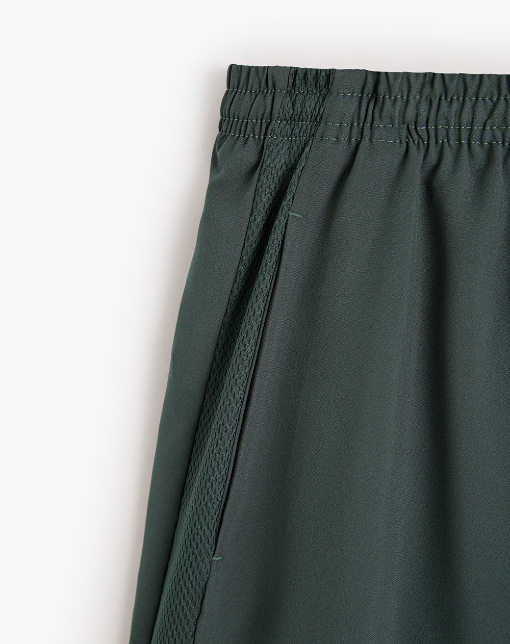Pantaloneta deportiva secado rápido verde hombre