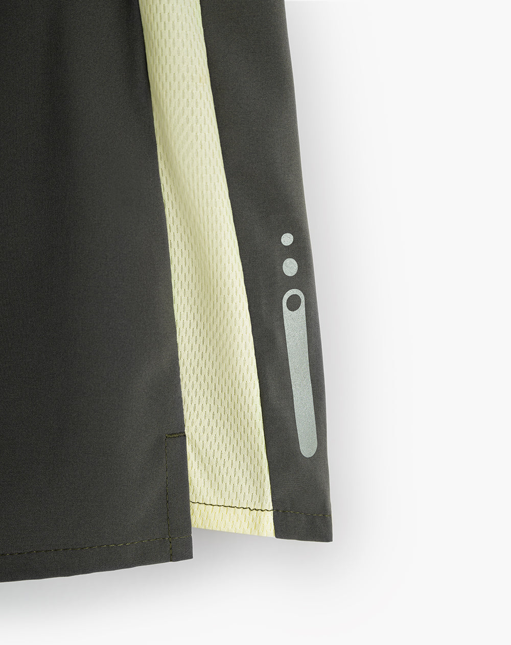 Pantaloneta deportiva secado rápido verde hombre