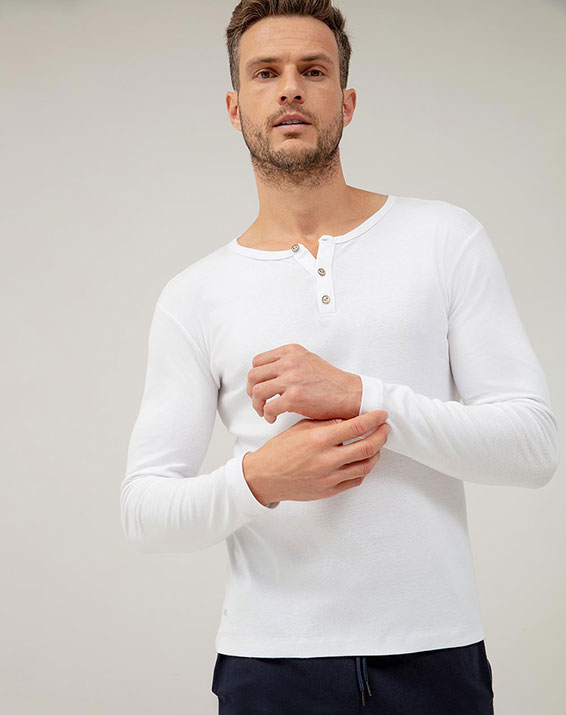 Camiseta Blanca Manga Larga | Compra Online Camiseta Blanca en Punto Blanco®