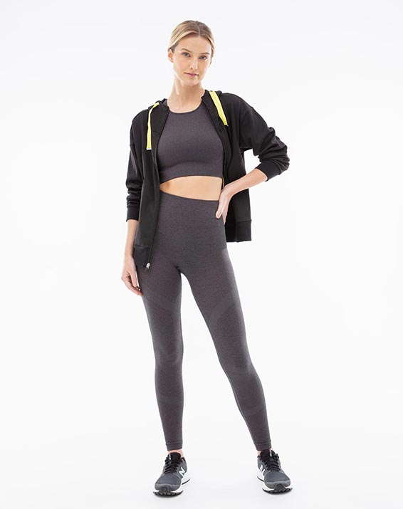 Ropa Deportiva Gris para Mujer  Compra Online Ropa Deportiva Gris